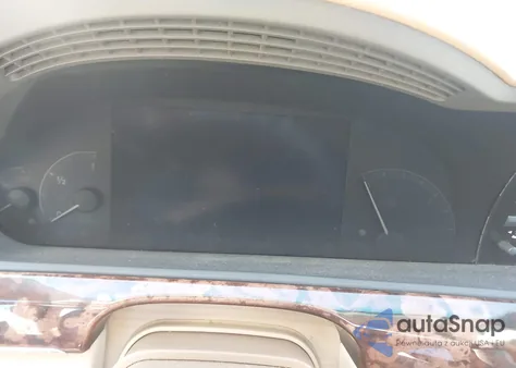 2007 Mercedes-Benz S 550 4Matic z USA, uszkodzony, nr VIN WDDNG86X87A139808